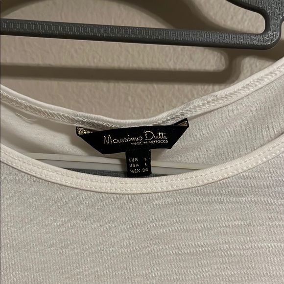 Cute, Soft White Blouse - Picture 3 of 4